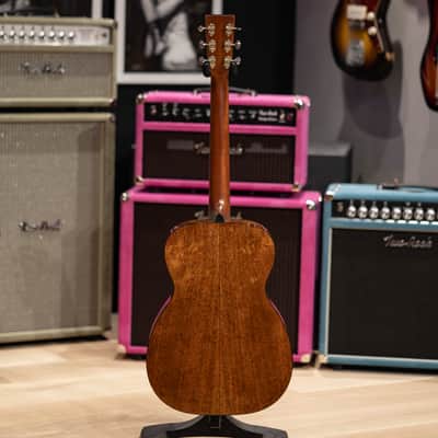 Martin 00-18 Standard image 5