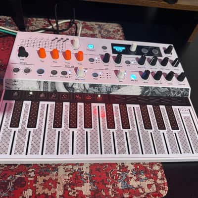 DECKSAVER & WOOD ENCLOSURE BUNDLE Arturia MicroFreak Vocoder Edition 25-Key Algorithmic Synthesizer 2021 - Present - White image 2