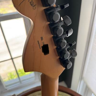 Fender Jim Root Artist Series Signature Stratocaster 2010 - 2019 - Flat White image 6