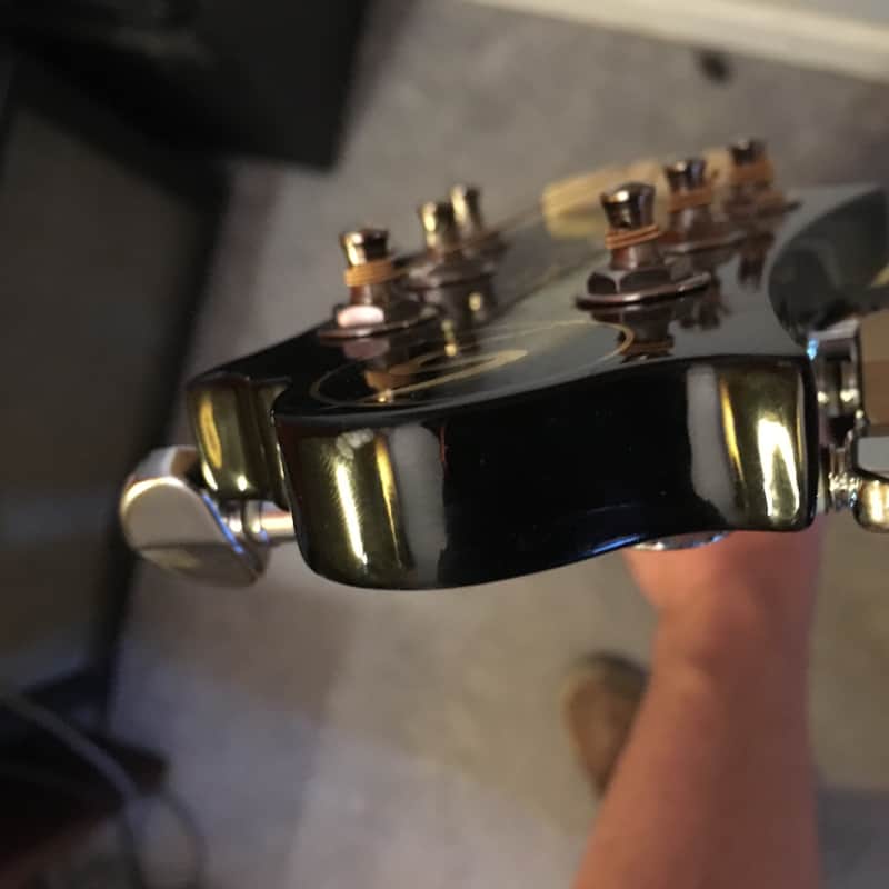 Samick Greg Bennett Design D-2CE/BK Dreadnought Cutaway Acoustic
