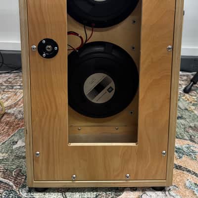 JBL 2x12 Guitar Cabinet image 3