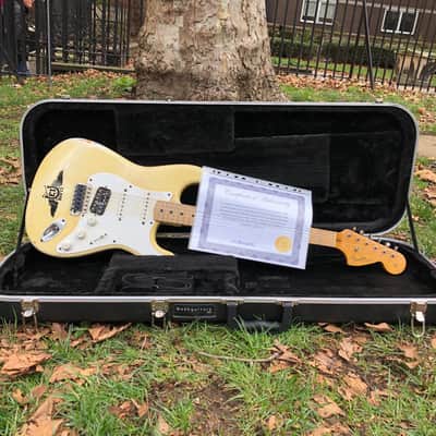 Fender Stratocaster 1970 Olympic White ex Billie Joe Armstrong GREEN DAY image 5