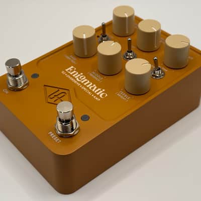 Universal Audio Enigmatic '82 Overdrive Special Amp 2024 - Present - Gold image 4