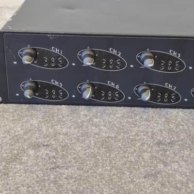 IRP AM4080 - 8 Channel Mixer - Fair image 2