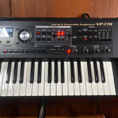 Roland VP-770 Vocal & Ensemble Keyboard w/ box Hands-free Microphone image 3
