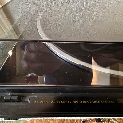 Vintage JVC AL-A185 Belt Drive- Auto Return Turntable 90's - Black image 2