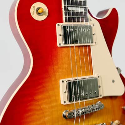 Gibson Les Paul Standard '50s, Heritage Cherry Sunburst, w/case image 4