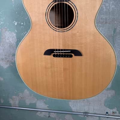 Alvarez Yairi Masterworks Jumbo - Flamed Maple Natural #5385 image 2