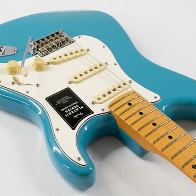Fender Player II Stratocaster Electric Guitar - Aquatone Blue with Maple Fingerboard image 4