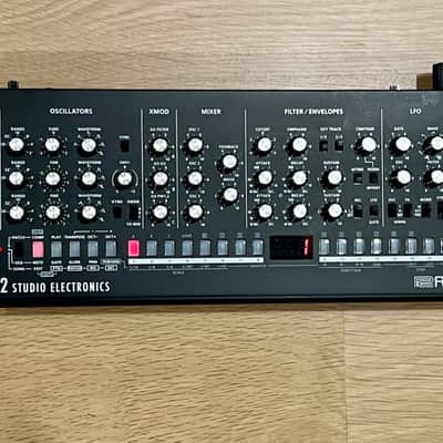 Roland SE-02 Boutique Series Synthesizer Module 2017 - Present - Black image 2