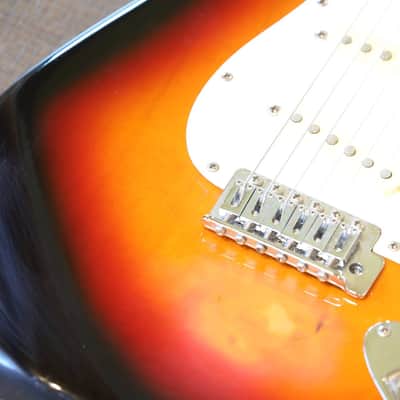 Squier Stratocaster Electric Guitar Sunburst Made in Korea + Gig Bag image 6