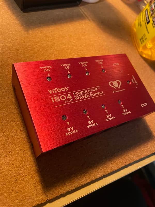 Vitoos ISO4 Plus Isolated Output Power Supply - Red image 1