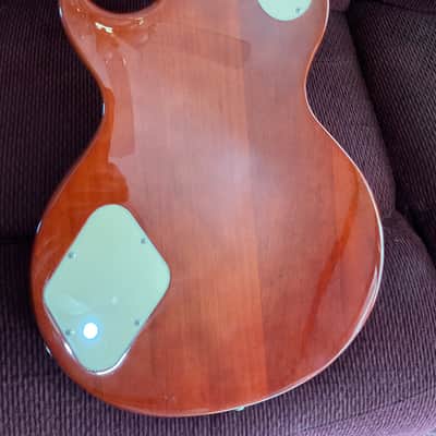 Austin Les Paul copy Gold top with hard shell case image 7