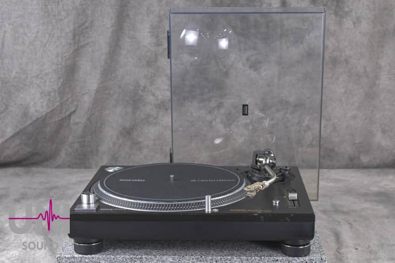 Technics SL-1200MK6 Black Direct Drive DJ Turntable in Good Condition. image 1