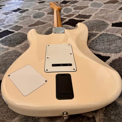 Fender Ed O'Brien Artist Series Signature EOB Stratocaster 2018 - 2025 - Olympic White image 6