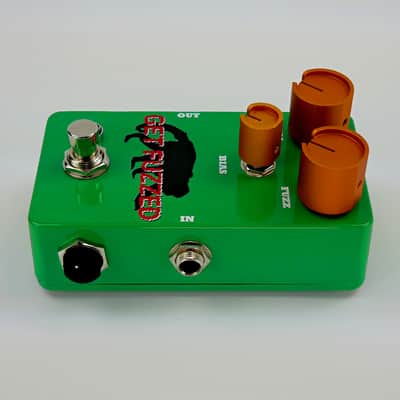 Stumpbox Pedals GET FUZZED Gold Knob Fuzz image 5