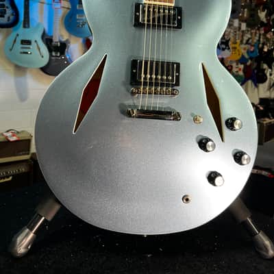 Epiphone Dave Grohl DG-335 Semi hollowbody Electric Guitar - Pelham Blue FREE PLEK! 687 image 3