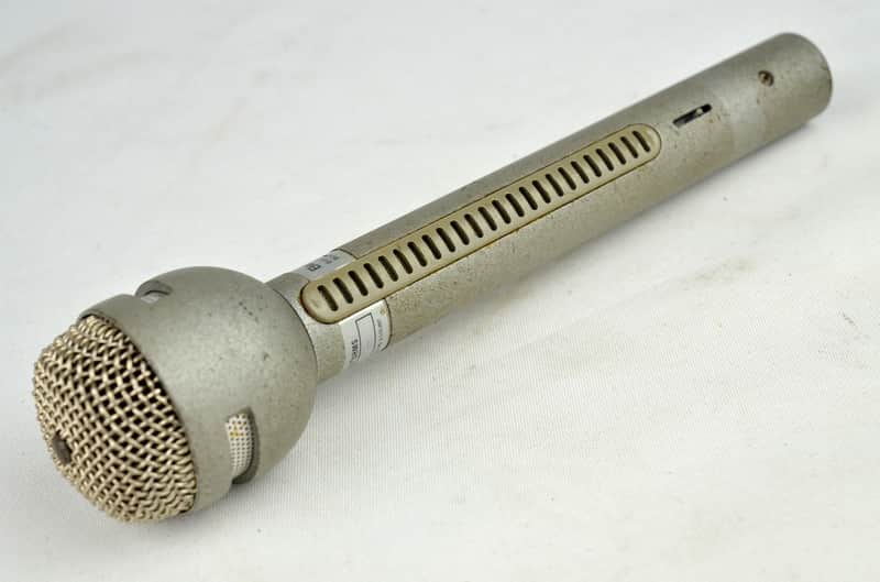 Vintage Electro Voice EV RE15 Dynamic Microphone Mic image 1
