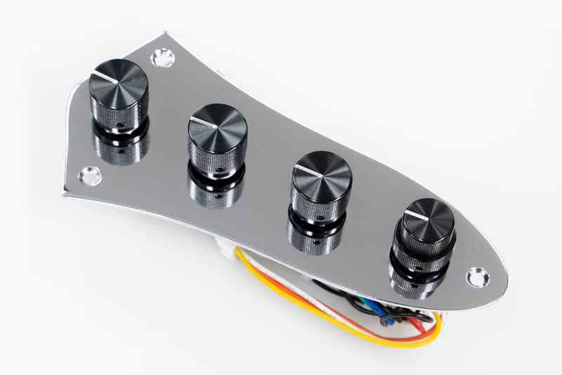 Sadowsky BASS PREAMP SAC ELE ONBOARD BP4K | Reverb