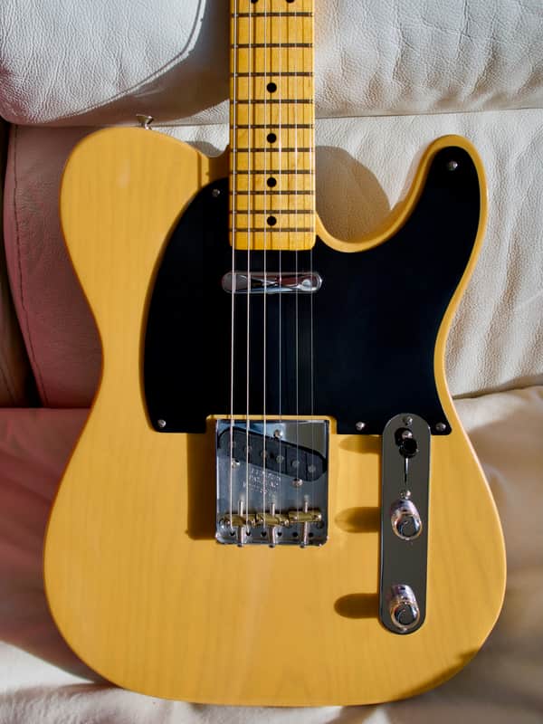 Fender American Vintage II 1951 Telecaster 2023 - Butterscotch Blonde