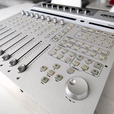 Icon QCon Pro USB MIDI/Audio 8-Fader Daw Controller image 2