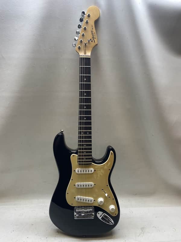 FENDER SQUIRE MINI STRATOCASTER - BLACK image 1