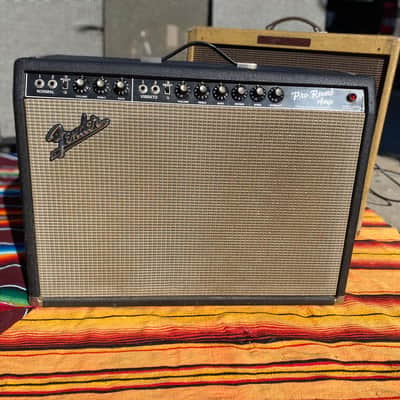 Fender Pro Reverb 2-Channel 40-Watt 2x12" Guitar Combo 1965 - 1967 - Black Panel image 3