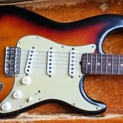 Fender Stratocaster 1962 - wine sunburst image 2