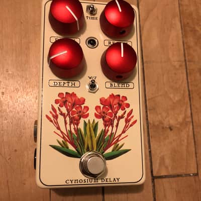 Reverb.com listing, price, conditions, and images for red-witch-binary-star