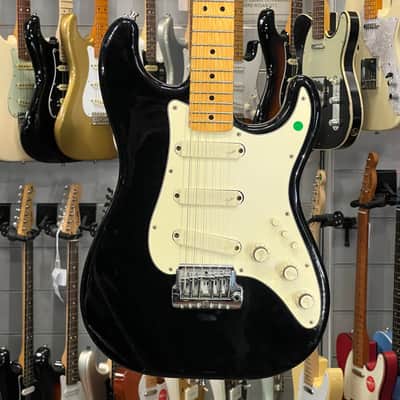 Fender   American Elite Stratocaster Black 1983 image 1