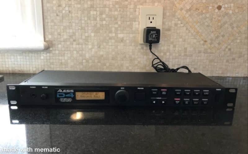 Alesis D4 with 9 DDrum triggers and all the cords image 1