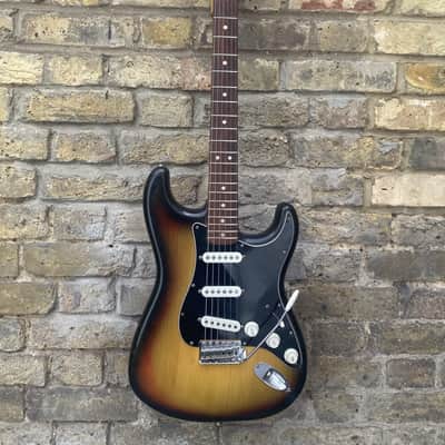 Fender Stratocaster 1975 - 3 Tone Sunburst image 6