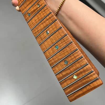AAAA Bone nut Suhr Round-head stainless steel Roasted flame Maple Electric Guitar Neck 22 frets hole 10mm 12in image 8
