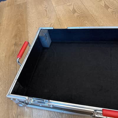 Gator G-TOUR-PEDALBOARD-LGW Large ATA Pedalboard 24x11" with Wheels 2010s - Black image 19