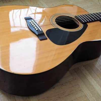 Yamaha FG-402 Acoustic guitar - 1970s image 4