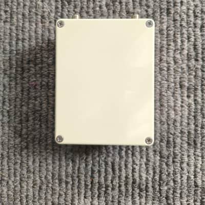 Pepers' Pedals Green Pepers preamp 2024 - Cream image 2