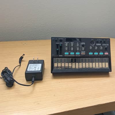 Korg Volca FM Digital FM Synthesizer/Sequencer 2016 - 2022 - Black