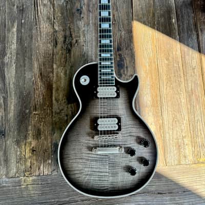 SERIAL# 003!!!! GIBSON CUSTOM SHOP VIVIAN CAMPBELL LES PAUL CUSTOM (SIGNED) 2018 W/ AN UNREAL TOP STAINED IN ANTRIM BASALT BURST + ORIGINAL HARDSHELL CASE - EXCELLENT CONDITION - ULTRA RARE!!! image 2
