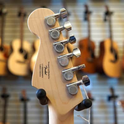 Squier Limited Edition Squier Sonic Stratocaster Electric Guitar Fiesta Red image 8
