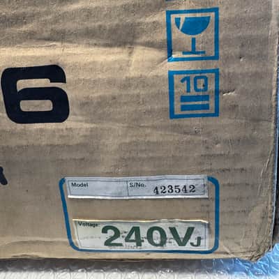 Roland Juno-106 61-Key Programmable Polyphonic Synthesizer Mint Condition Original box image 8