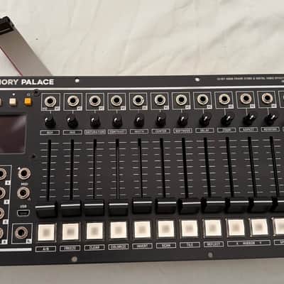 LZX Industries Memory Palace Eurorack Synthesizer Module 2010s - Black image 1