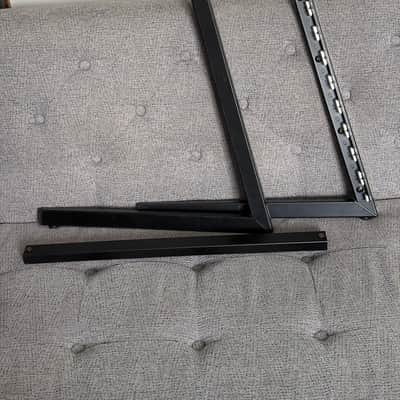 K&M 40900 19" Rack Desk Stand with Steel Rack Rails 2020s - Black image 1
