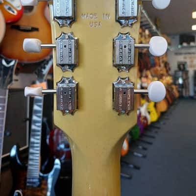 Gibson Les Paul Junior 2025 Electric Guitar w/ Hard case- TV Yellow image 6