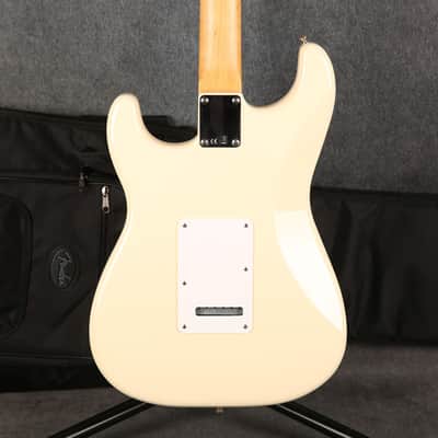 Fender Vintera 60s Stratocaster Modified - Olympic White - 2nd Hand image 6