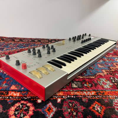 Alesis Ion 49-Key Analog Modeling Synthesizer image 3