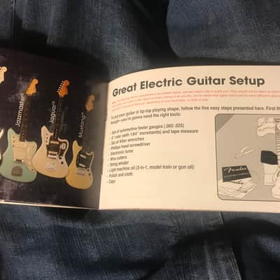 Fender Guitar Bass Manual 2012-2016 image 5