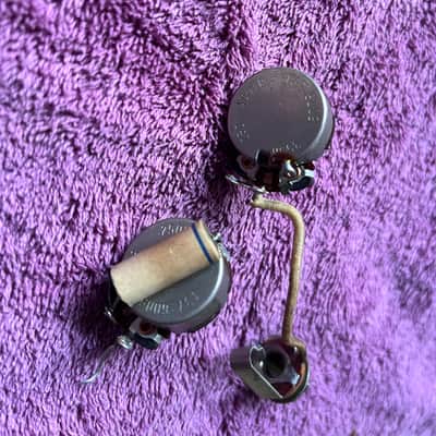 1960 set Fender Duo Sonic Precision Telecaster Musicmaster guitar bass pots harness jack image 2