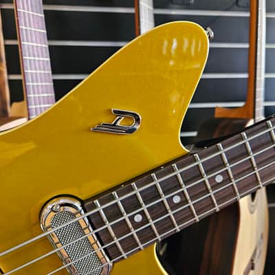 Duesenberg Triton Bass, Gold Top + Hardcase image 3