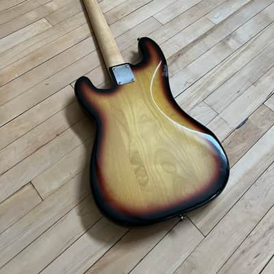 1972 Fender Precision Bass with Rosewood Fretboard Sunburst image 7