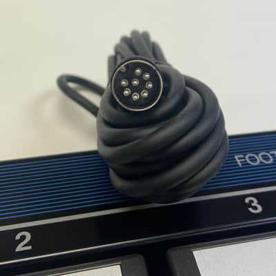 Technics SZ-FC2 Four-Button Footswitch Control Pedal • New image 2